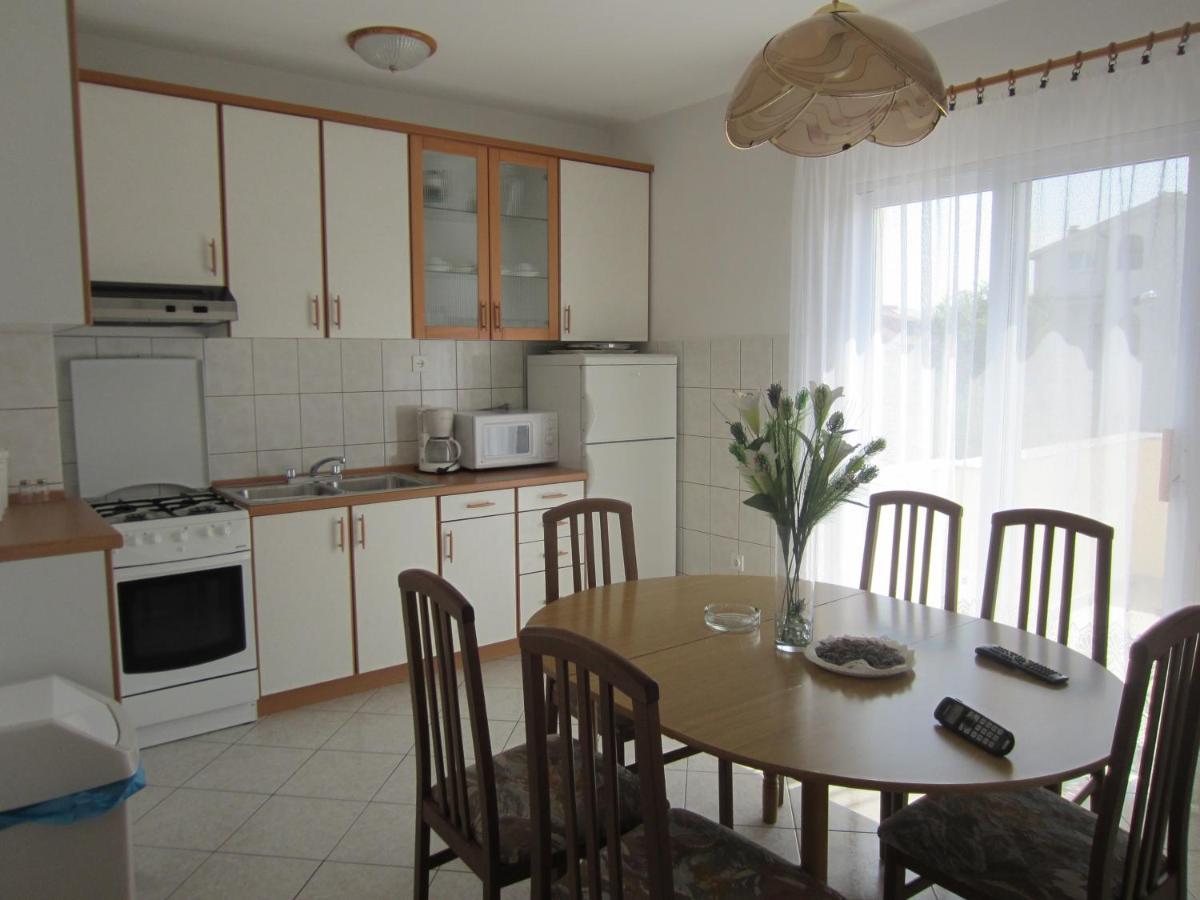 Ivic Apartments Vodice Croatia Exterior foto